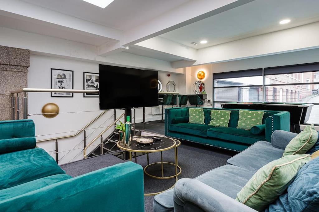 Vip City Centre Apartment With Secure Free Parking Liverpool Exterior photo